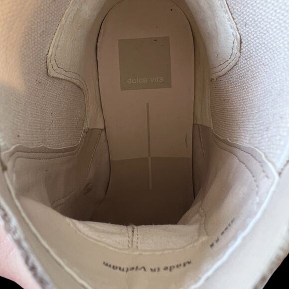 DOLCE VITA Huey H2O Women's 7.5 Boots Ivory Chelsea Leather Booties Lug Sole - Picture 13 of 14